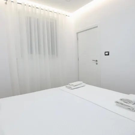 Wave House Daire Saranda